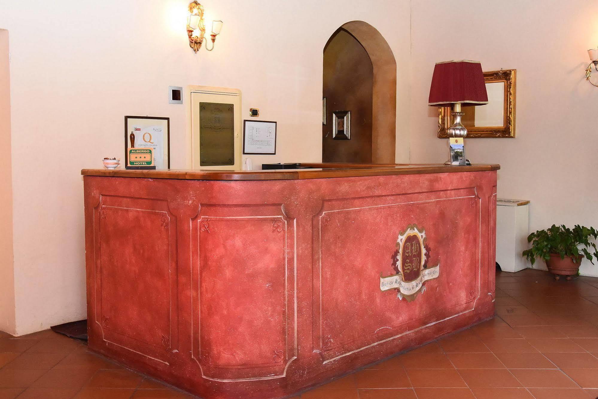 Albergo Dimora Storica Antica Hostelleria Crema Exterior photo